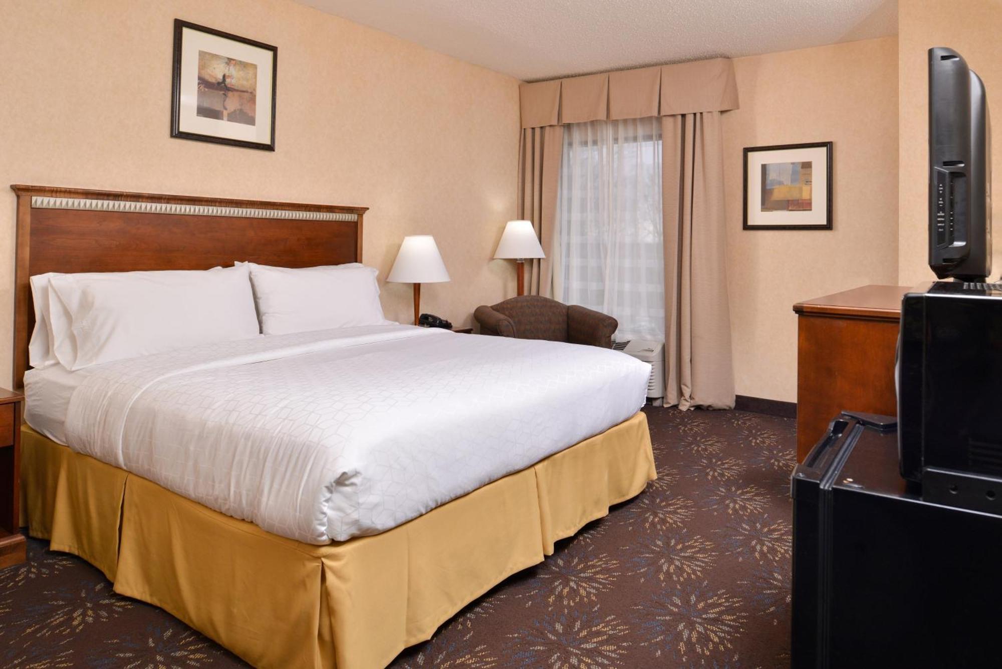 Holiday Inn Express Hotel & Suites West Chester, An Ihg Hotel Concordville Экстерьер фото